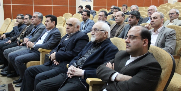 تأکید بر عدالت مالیاتی و کاهش فشار بر تولیدکنندگان